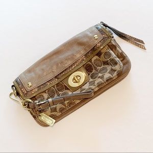 Coach Leather and Knit Fabric Signature Clutch Bag